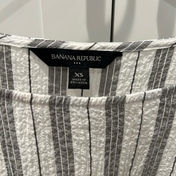 NWT Banana Republic Factory Shirt Size XS - Picture 3 of 4